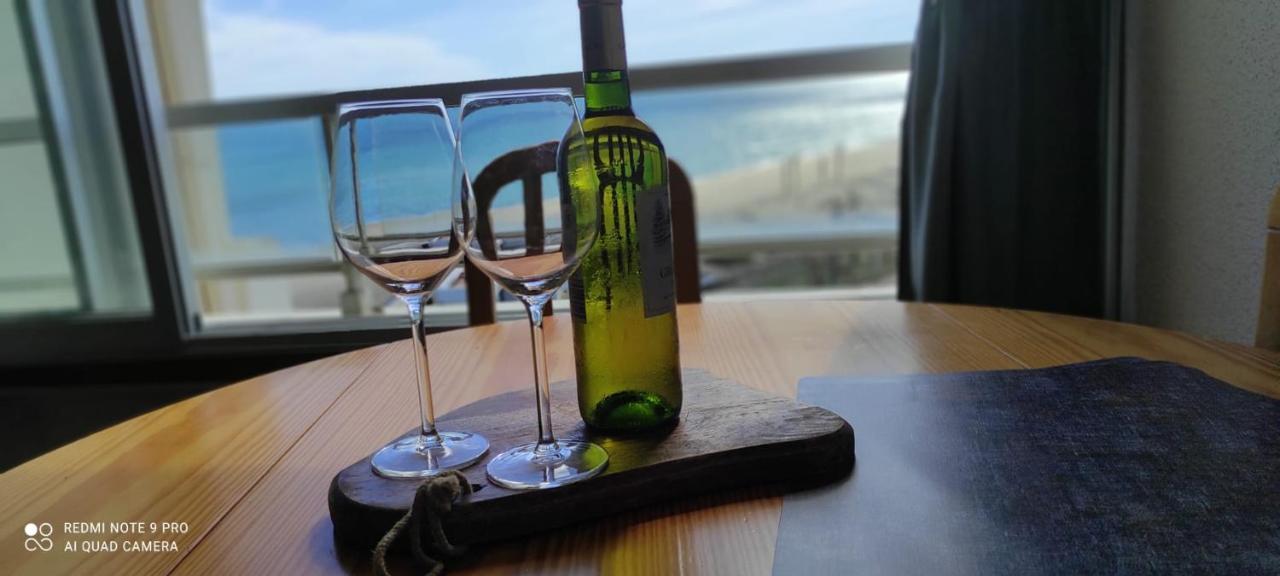 Appartement De Vacances - Splendide Vue Sur Mer, Parking Prive 르발카레스 외부 사진